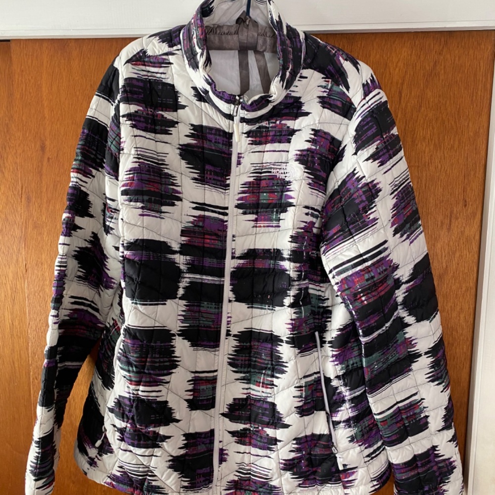 North Face Jacket - Picture 4 of 5